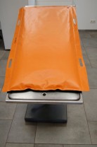 VETFORM OP-Vakuummatratzen, mit Griffe, orange/schwarz, je 1 Stück VETFORM OP-Vakuummatratzen, mit Griffe, orange/schwarz, je 1 Stück